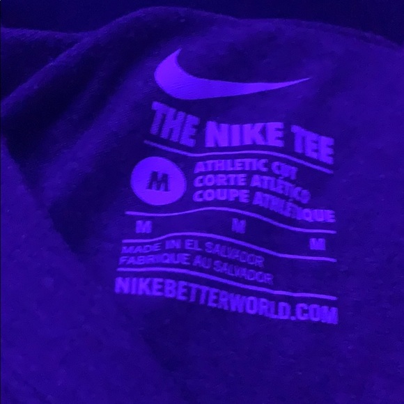 Nike shirt 🪐💫 - Picture 2 of 2